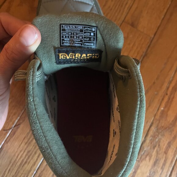 TEVA ReEmber Boot- NWT- Never touched any outdoors! - Picture 5 of 5